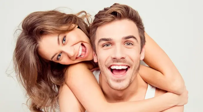 Resultado de tratamiento de armonización orofacial en Simetría San Juan